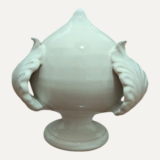 Handmade Ceramic Pumo - White